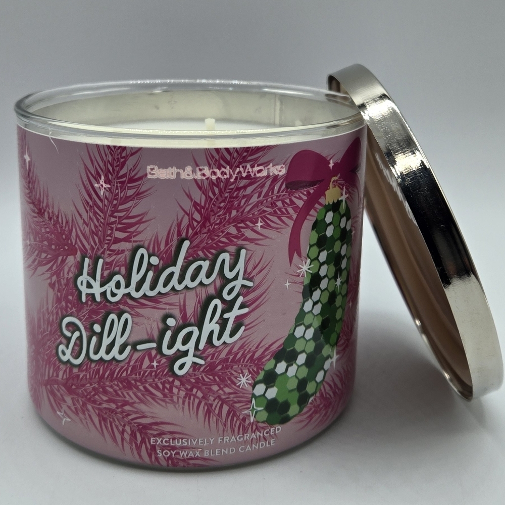 Bath & Body Works Holiday Dill-ight 3 Wick Candle